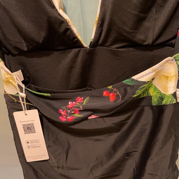 NWT CUPSHE ONE PIECE BATHING SUIT SZ M - Picture 6 of 9